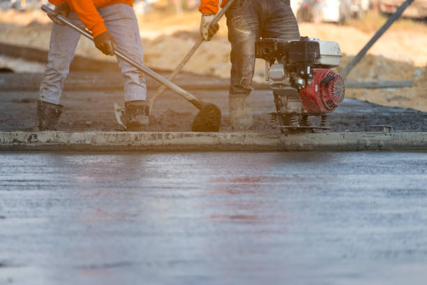 Best Concrete Driveway Installation in Carthage, IL